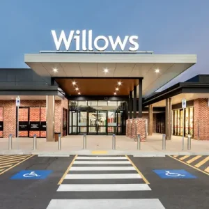 access to local shopping in townsville